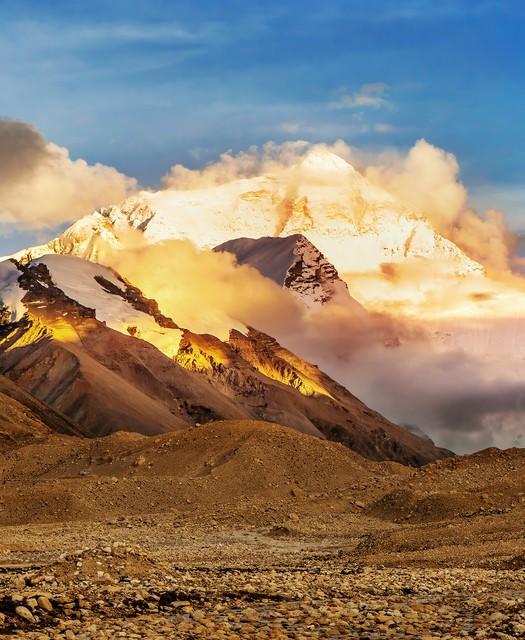 中国人一生最值得攀登的7座山峰，完成3座可称行者，5座已是大师