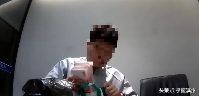 慌了！浙江一网约车司机接到诡异订单：目的地是公墓！抵达后，电话突然响起.....