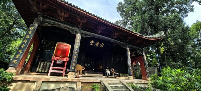 蜀道记行‖从藏在深山的觉苑寺到香火鼎盛的七曲山