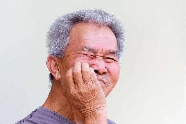 有一种剧痛叫“口腔溃疡”：只补充维生素不管用，这几种药更靠谱
