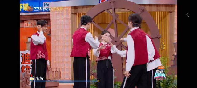 这对姐弟恋…这么甜的吗？我倒看看多好磕？