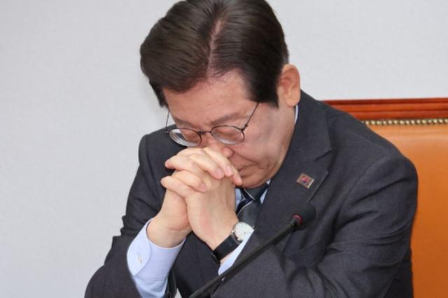 果然不出所料！朴槿惠这回太硬气了，断然拒绝李在明邀请，韩国光复节特赦引争议