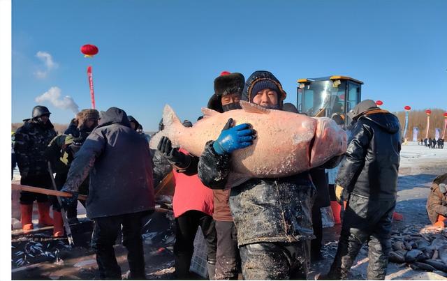 当工业记忆邂逅冰雪激情——大安“三箭齐发”引爆冬季文旅