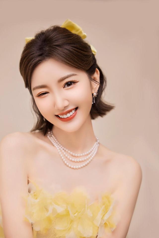 与陈晓闪婚领证传闻真相大白1个多月，毛晓彤近况曝出，并不意外