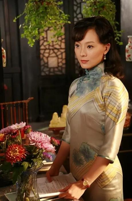 长得“歪瓜裂枣”，整得“美若天仙”，这5位女星都靠脸逆天改命