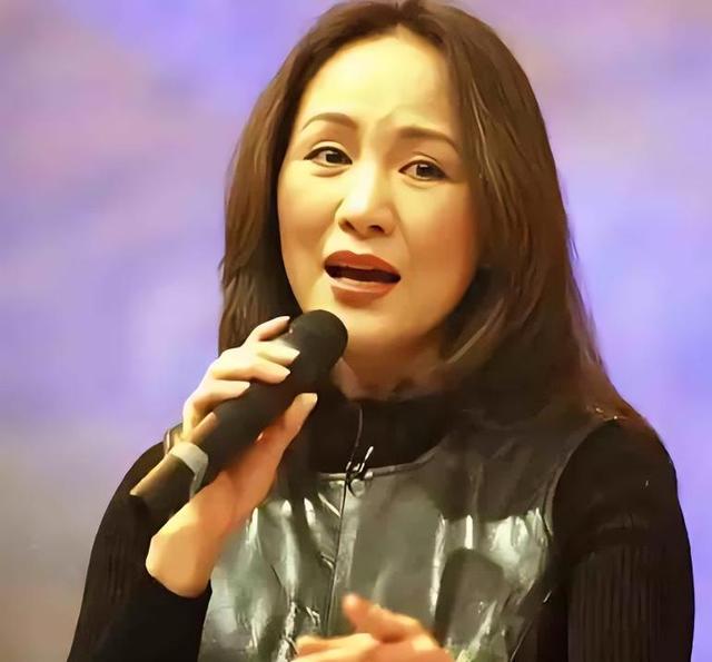 原来早已不是中国籍，被老外“玩腻”后回国，郑绪岚现状令人唏嘘
