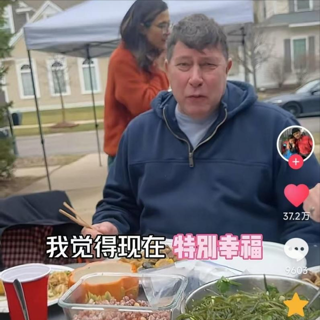 杀疯了！1400万外国人涌入中国，重庆大街上，挤满了老外