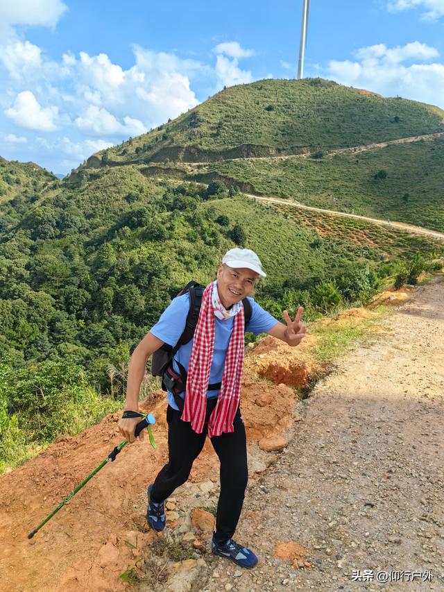 永定奥杳梯田穿越九十九岽徒步