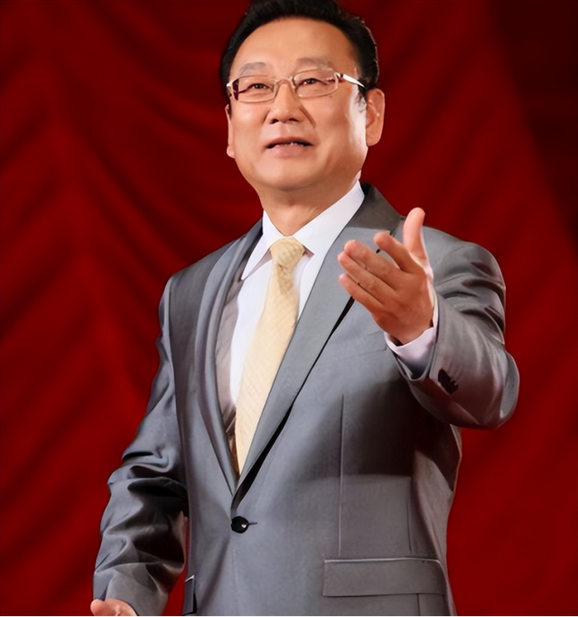 蒋大为身上的标签哪个是真的：被开除军籍、全家移民、骗财骗色