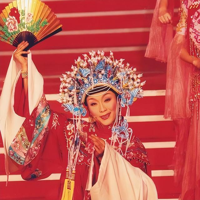 “跳梁小丑”李玉刚跌落神坛，不再被世界宽容，梅葆玖：死不原谅