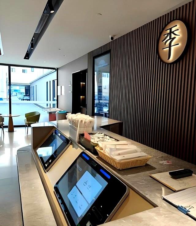 五星级酒店倒闭潮来了，全季酒店用一瓶水，给同行狠狠上了一课