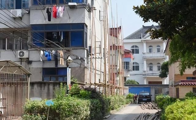 老房子又吃香了？只因住建部定调：2026年开始	，这2类人或将受益