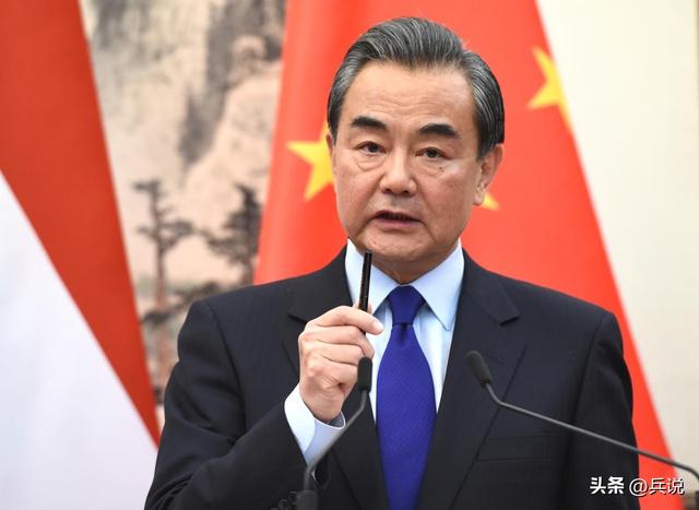 交火12天	，泰柬冲突迎来转折点，中方已经表态，东盟松了一口气