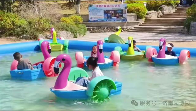 济南园博园惊现“水上极光”，目前免费试运营！