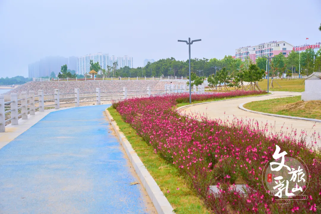 「冬游乳山」在大学里对话世界，在烟火中拥抱海风