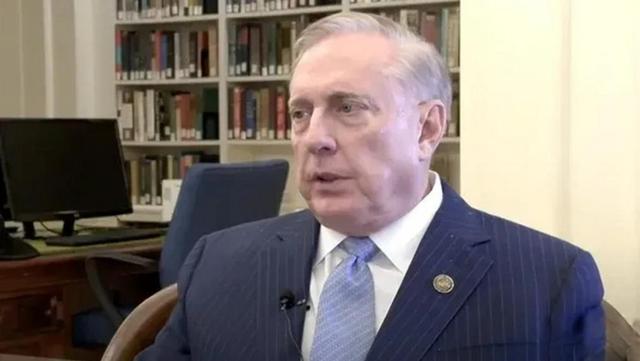 一天265场激战，乌军存活竟不足4小时！美官员：别让泽连斯基跑了