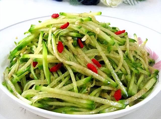 从一碗牛肉面开始，解锁初冬金昌的一日漫游