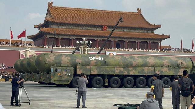 北京阅兵结束，特朗普连喊了5个“不”，白宫强调：中国需要美国