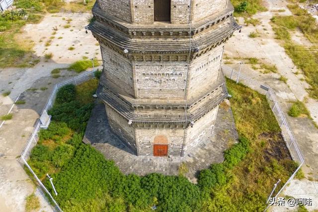 泗州塔始建于1095年,是河南省现存最高、体量最大的古塔之一