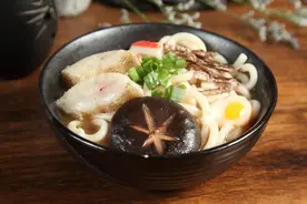 二战日军海军竟有如此之高的伙食待遇！美军来了也馋。图片