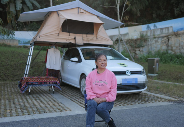 相由心生！61岁苏敏自驾游5年后简直不敢认，网友：这16万花得值