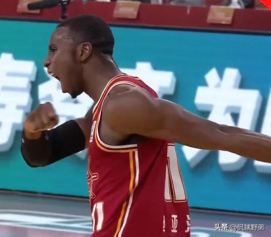 事情闹大！CBA对山西球迷吐口水开出罚单！结果要北京首钢来买单