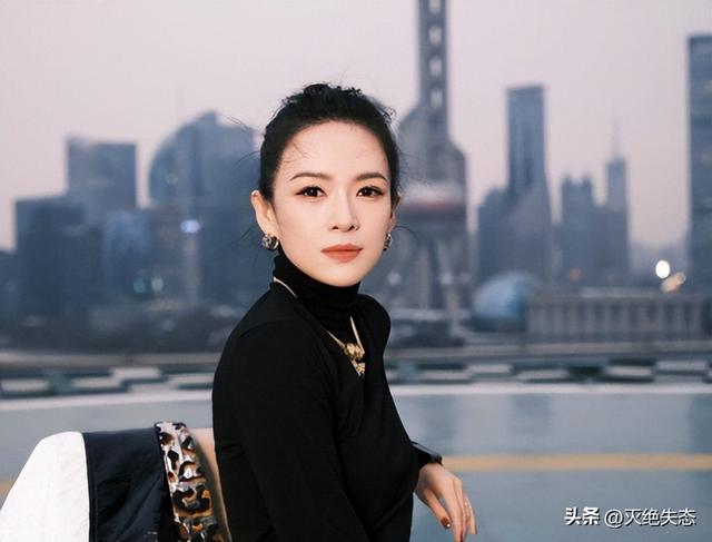 12月即将结束，46岁章子怡再次官宣喜讯