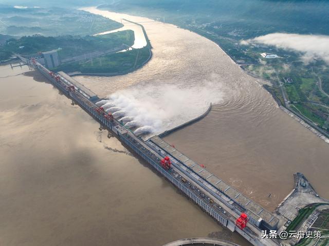 中国雅鲁藏布江电站开工，印媒女主持:中国根本不需要这么多电力