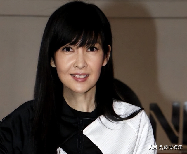 被戴8次绿帽子，3次被捉奸在床，这就是我们“玉女”守卫的爱情
