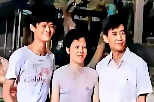 马云马嫂罕见同框！网友狂夸旺夫天花板	，她凭啥成马云底气？