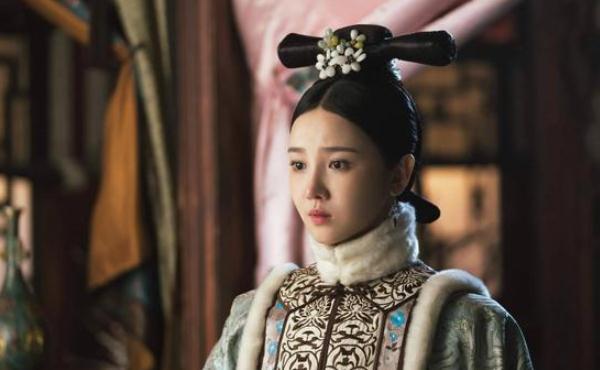 古代男子，特别是皇帝总喜欢娶十三四岁的少女，有什么深层原因？