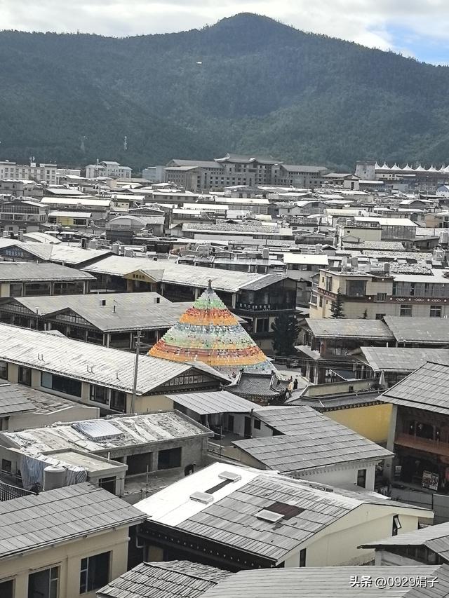 幸福生活不只在于丰衣足食，也在于碧海蓝天
