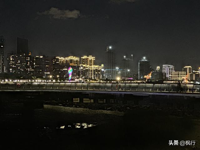 经济不上行的时代，上海也有自己的美