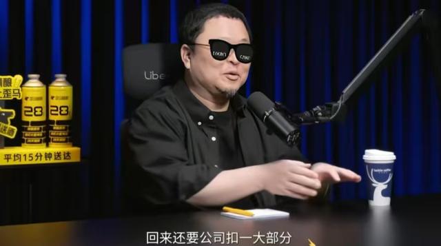 范伟没想到2026春晚仅剩2月，老搭档赵本山因大鹏一句话口碑暴增