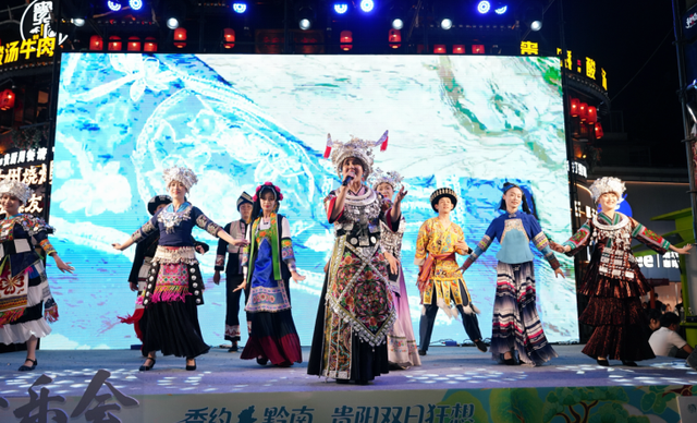 互动量超150万！“这就是黔南”青云市集专场路边音乐会举行
