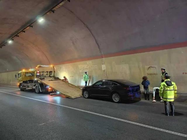 高速刹车失灵以115km/h狂奔490公里后续：司机索赔5万元精神损失费；厂家拒绝第三方介入调查