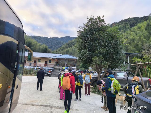 河源黄牛石象鼻石徒步穿越