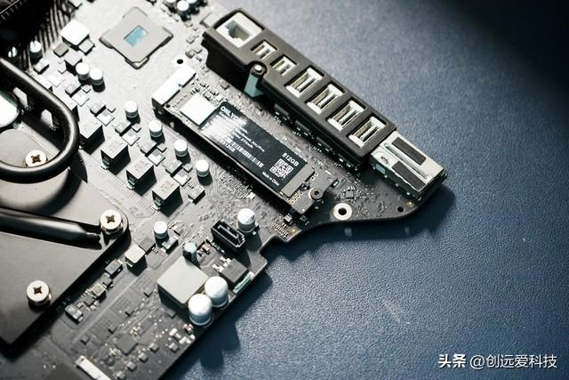 SSD越用越卡？2025实测有效！7大技巧让硬盘速度重回巅峰