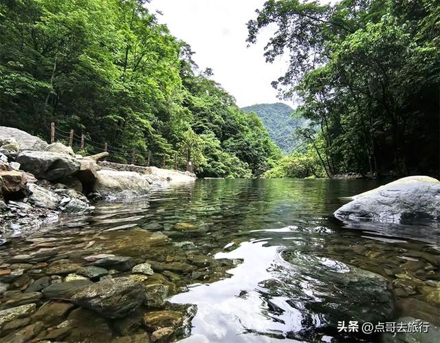 周末轻松打来回，成都坐高铁最快20多分钟到达！寻找凉爽的夏天