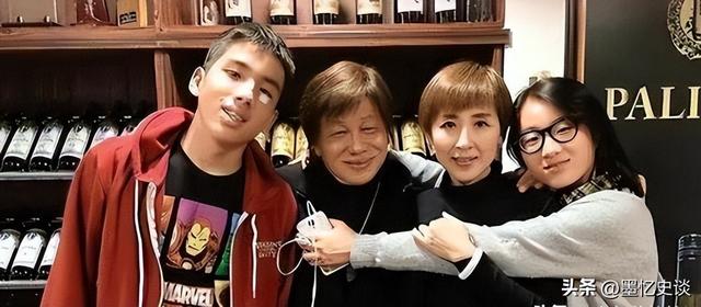 陈光标怒撕遮羞布：功夫巨星梁小龙哪里是病死，分明是被折腾死的