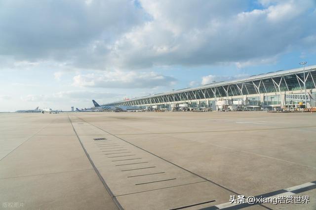 我国“最繁忙机场”易主，以7600多万的吞吐量傲视全国