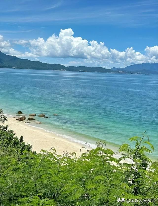 深圳溪涌沙滩游玩全攻略，深圳非常小众宝藏的沙滩，人少水清沙白