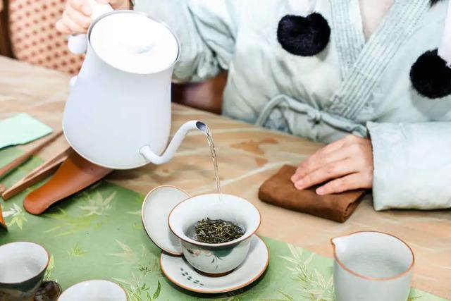 以星河为幕 以茶韵为章 蒙顶山茶文旅华章奏响跨年夜