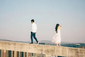 把家庭关系处烂的7种行为图片