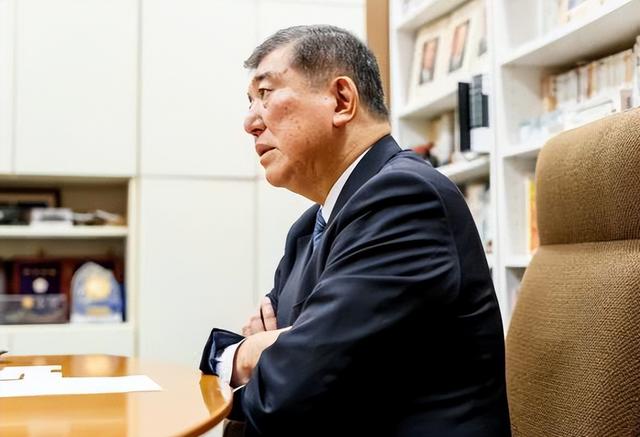 高市正式改口服软！石破茂反问：没有中国，日本还能继续存在吗？