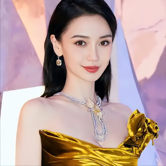 黄晓明没想到，前妻杨颖高调官宣喜讯后，意外让他成了一个"笑话"