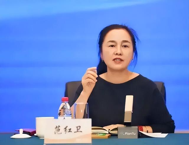 超越华为！这个干“土生意”的夫妻档，一年狂赚8177亿养活17万人