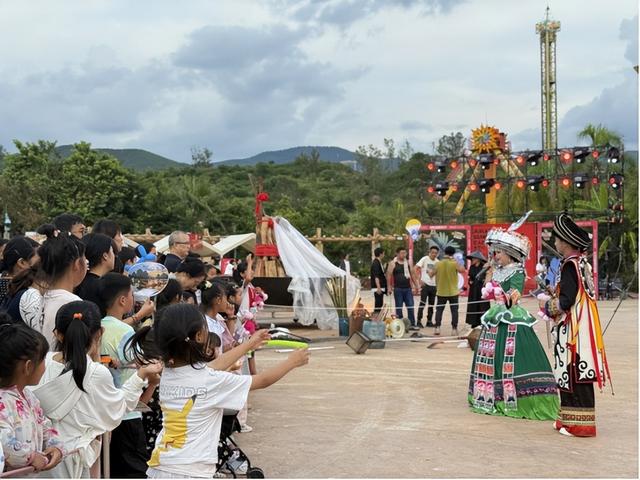 暑期亲子去哪玩？侏罗纪盛夏狂欢节畅玩指南来了~快来抢免费门票！