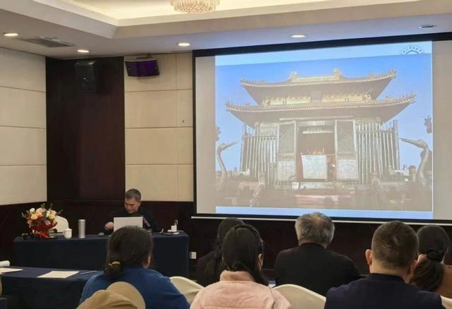 杨立志教授为武当山文旅从业者解读“太和”文化