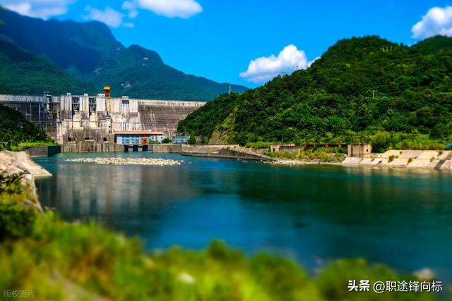 群山环抱，勇闯陇南，秦岭深处藏着的 3 个秘境，颠覆我的中原认知